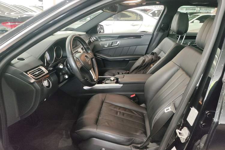 Used Mercedes-Benz E-Class 2015 E 320 L Sport 4MATIC Left Front Seat