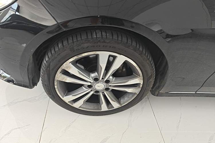 Used Mercedes-Benz E-Class 2015 E 200 L Sport Edition Left Front Wheel Hub