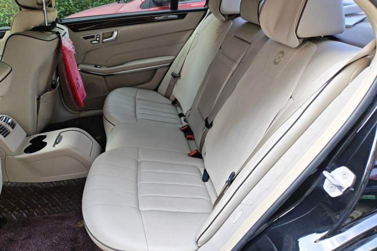 Used Mercedes-Benz E-Class 2015 E 200 L Left Rear Seat