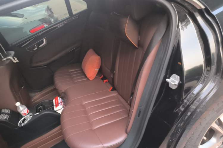 Used Mercedes-Benz E-Class 2015 E 320 L Sport 4MATIC Left Rear Seat