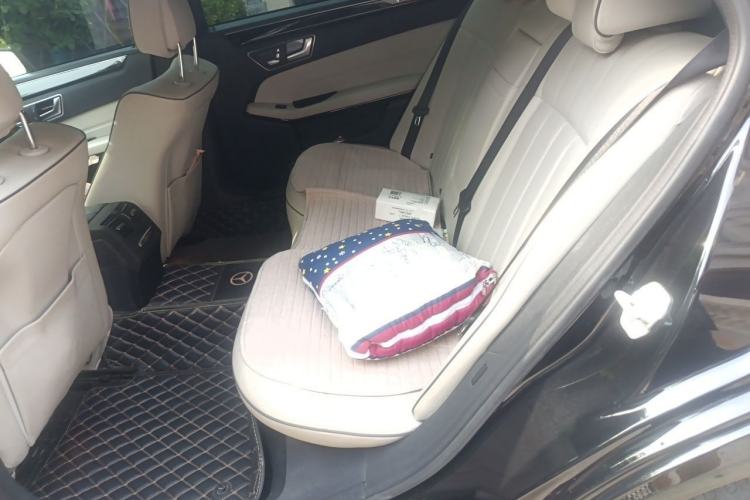 Used Mercedes-Benz E-Class 2015 E 260 L Sport & Fashion Model Left Rear Seat
