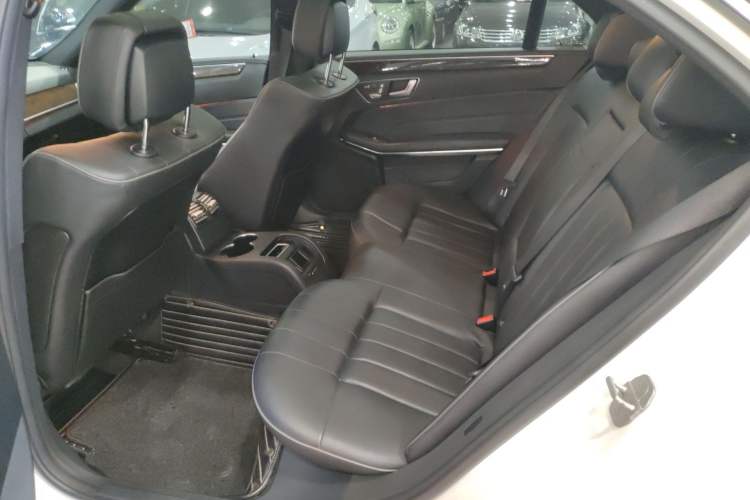 Used Mercedes-Benz E-Class 2015 E 200 L Left Rear Seat