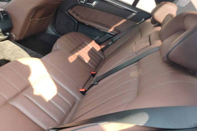 Used Mercedes-Benz E-Class 2015 E 320 L Sport 4MATIC Left Rear Seat