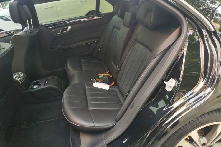 Used Mercedes-Benz E-Class 2015 Restyled E 260 L Sport Edition Left Rear Seat