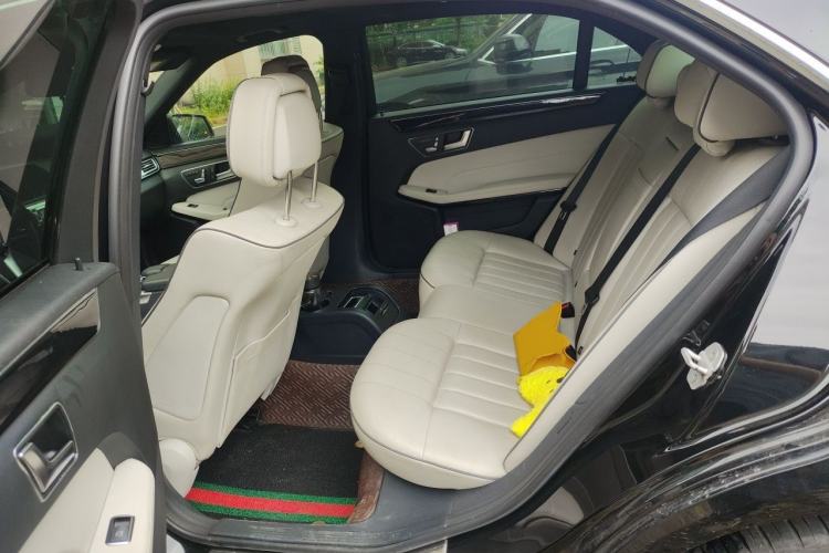 Used Mercedes-Benz E-Class 2015 Revised E 260 L Sporty and Stylish Edition Left Rear Seat