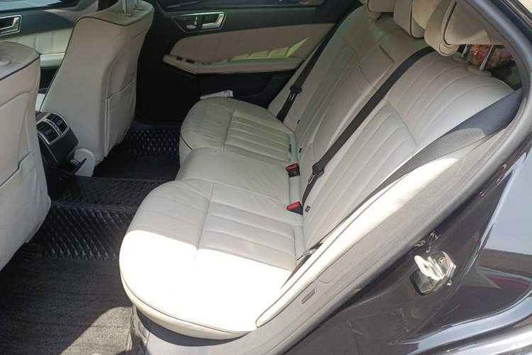 Used Mercedes-Benz E-Class 2015 E 260 L Sport Luxury Model Left Rear Seat
