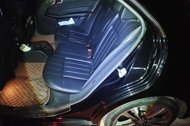 Used Mercedes-Benz E-Class 2015 Facelift E 200 L Sport Edition Left Rear Seat