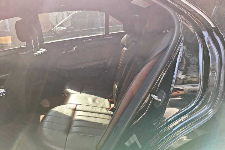 Used Mercedes-Benz E-Class 2015 E 320 L Sport 4MATIC Left Rear Seat