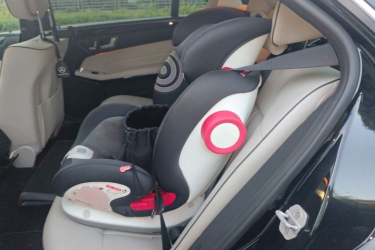Used Mercedes-Benz E-Class 2015 E 260 L Sport Edition Left Rear Seat