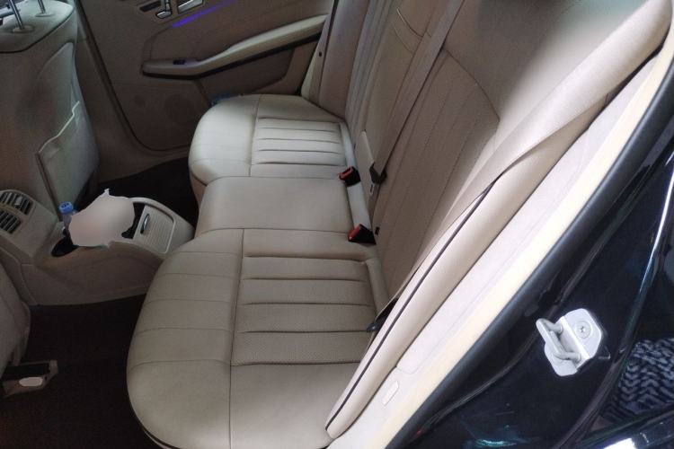 Used Mercedes-Benz E-Class 2015 E 200 L Sport Edition Left Rear Seat