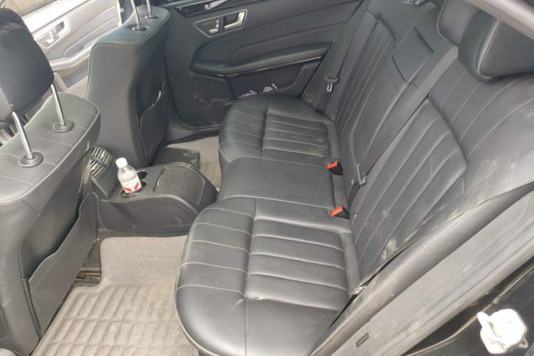 Used Mercedes-Benz E-Class 2015 E 260 L Sport Luxury Model Left Rear Seat