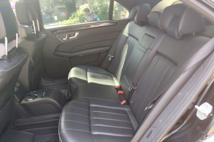 Used Mercedes-Benz E-Class 2015 E 260 L Sport & Fashion Model Left Rear Seat
