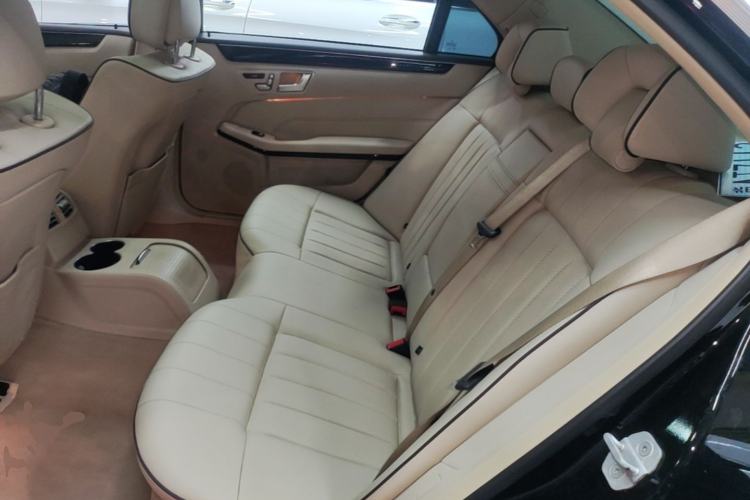 Used Mercedes-Benz E-Class 2015 Restyled E 260 L Sport Edition Left Rear Seat