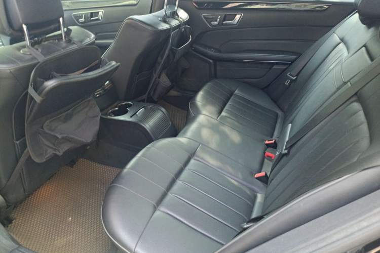 Used Mercedes-Benz E-Class 2015 E 200 L Sport Edition Left Rear Seat