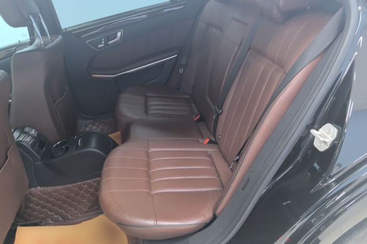 Used Mercedes-Benz E-Class 2015 E 320 L 4MATIC Left Rear Seat