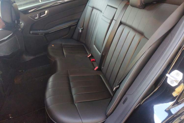 Used Mercedes-Benz E-Class 2015 E 200 L Sport Edition Left Rear Seat