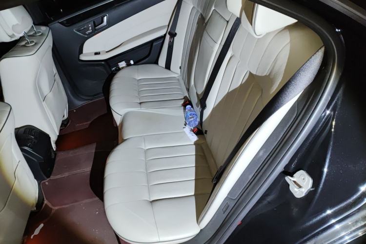 Used Mercedes-Benz E-Class 2015 E 260 L Sport Edition Left Rear Seat