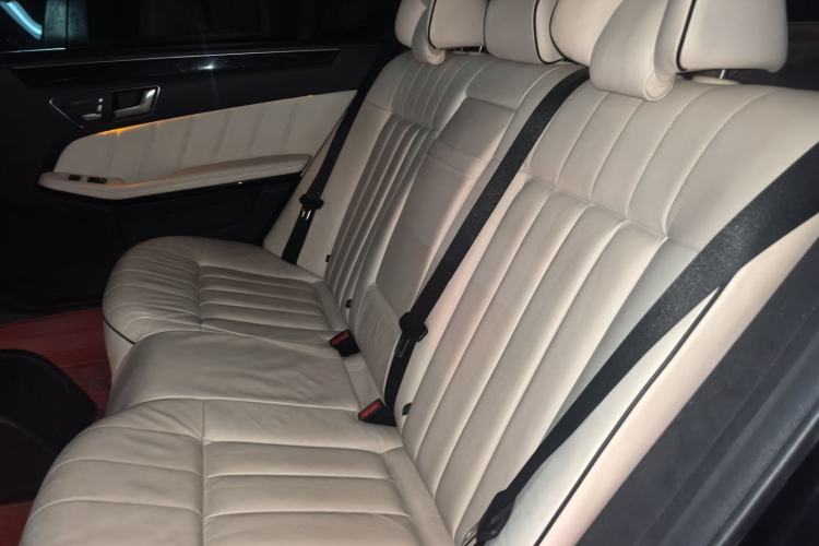 Used Mercedes-Benz E-Class 2015 Revised E 260 L Sport Luxury Edition Left Rear Seat