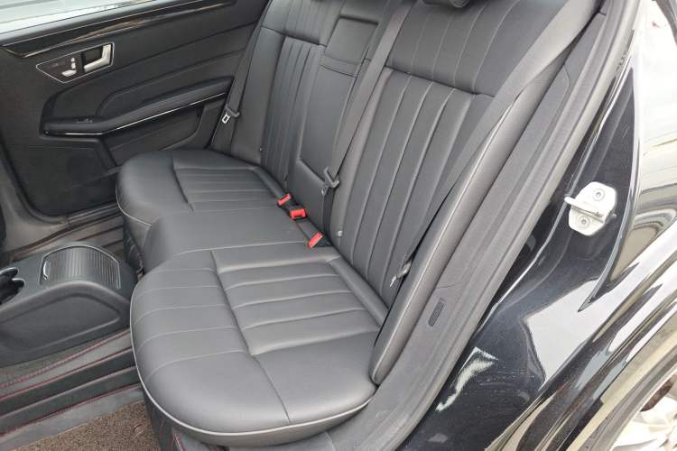 Used Mercedes-Benz E-Class 2015 Facelift E 200 L Sport Edition Left Rear Seat