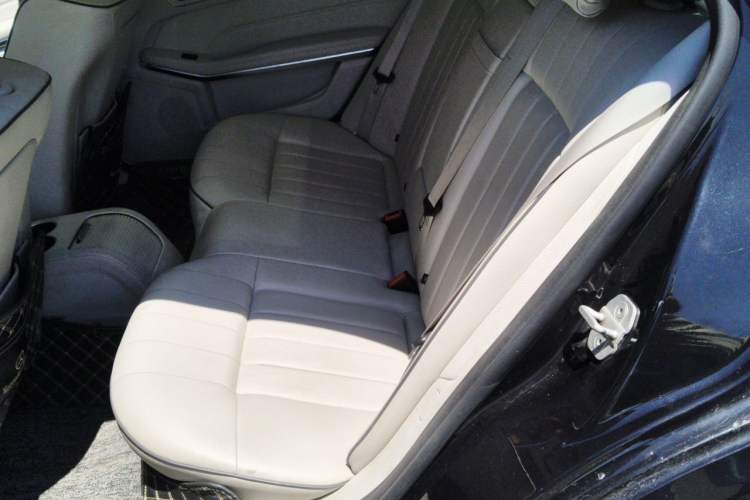 Used Mercedes-Benz E-Class 2015 E 260 L Left Rear Seat