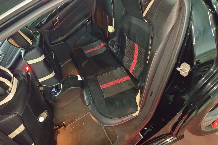 Used Mercedes-Benz E-Class 2015 Revised E 180 L Sport Edition Left Rear Seat