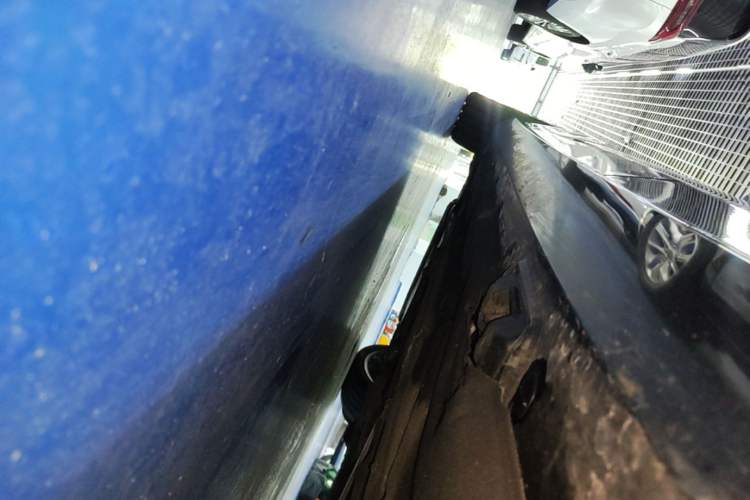 Used Mercedes-Benz E-Class 2015 Facelift E 200 L Left Side Sill