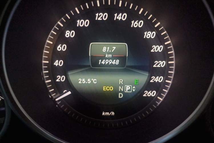 Used Mercedes-Benz E-Class 2015 E 320 L 4MATIC Odometer Close Up