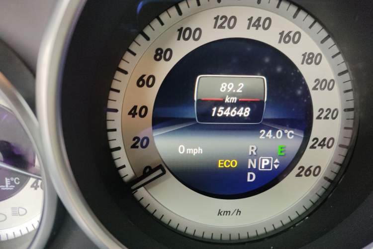 Used Mercedes-Benz E-Class 2015 E 260 L Sport Luxury Model Odometer Close Up