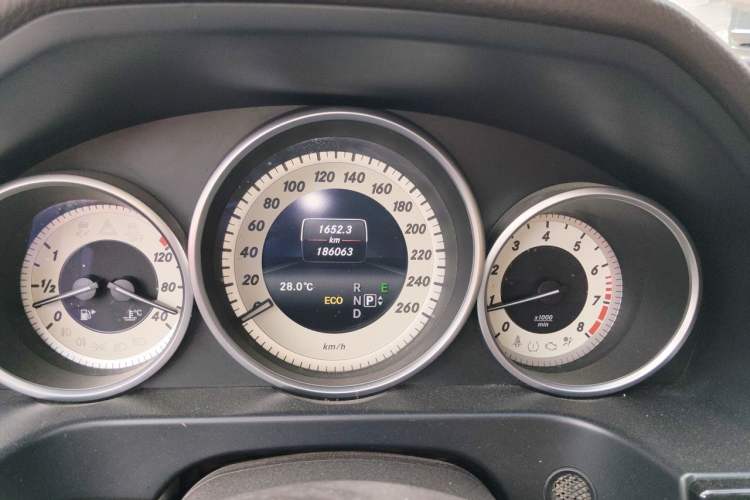 Used Mercedes-Benz E-Class 2015 Restyled E 260 L Sport Edition Odometer Close Up