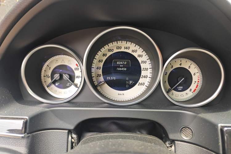 Used Mercedes-Benz E-Class 2015 E 260 L Sport Luxury Model Odometer Close Up