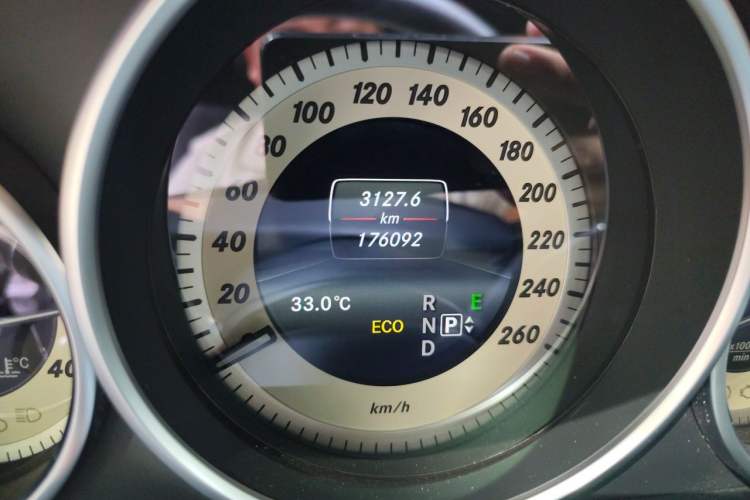 Used Mercedes-Benz E-Class 2015 Restyled E 260 L Sport Edition Odometer Close Up