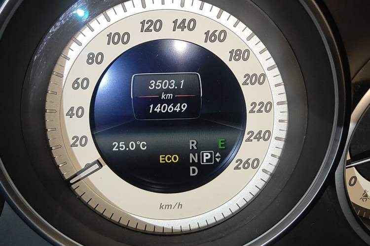 Used Mercedes-Benz E-Class 2015 E 260 L Sport & Fashion Model Odometer Close Up