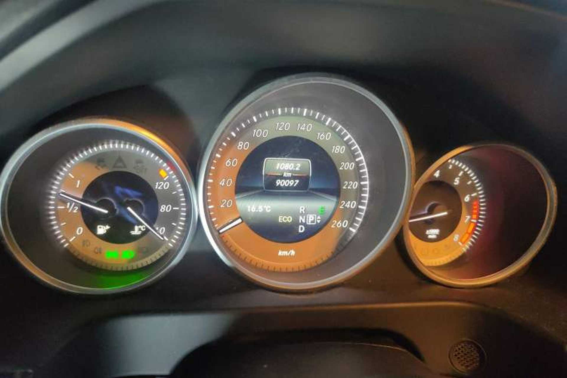 Used Mercedes-Benz E-Class 2015 E 180 L Sport Edition Odometer Close Up
