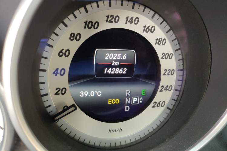 Used Mercedes-Benz E-Class 2015 E 260 L Sport Luxury Model Odometer Close Up