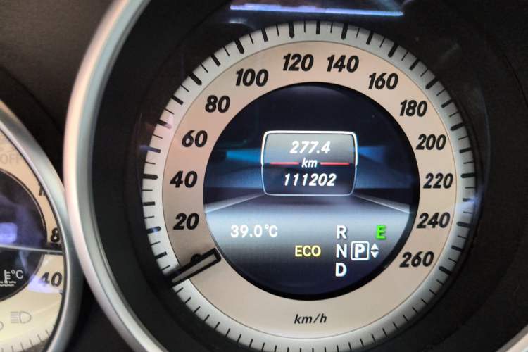 Used Mercedes-Benz E-Class 2015 Restyled E 260 L Sport Edition Odometer Close Up