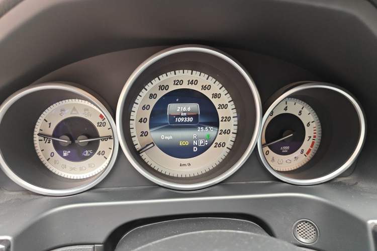 Used Mercedes-Benz E-Class 2015 Restyled E 260 L Sport Edition Odometer Close Up