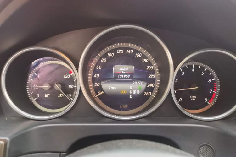 Used Mercedes-Benz E-Class 2015 E 200 L Odometer Close Up