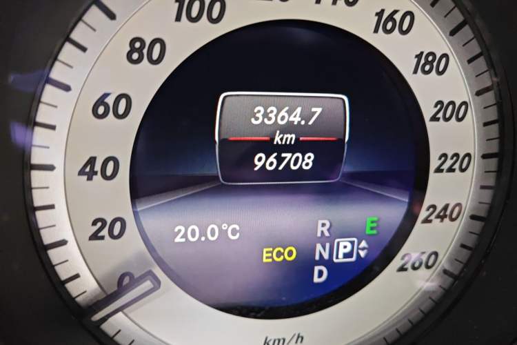 Used Mercedes-Benz E-Class 2015 Restyled E 260 L Sport Edition Odometer Close Up