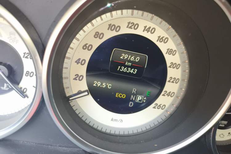 Used Mercedes-Benz E-Class 2015 E 260 L Sport & Fashion Model Odometer Close Up