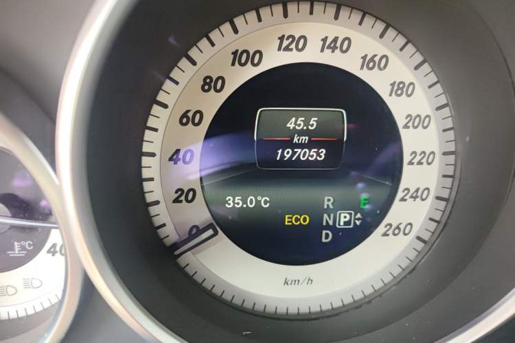 Used Mercedes-Benz E-Class 2015 E 320 L Sport 4MATIC Odometer Close Up