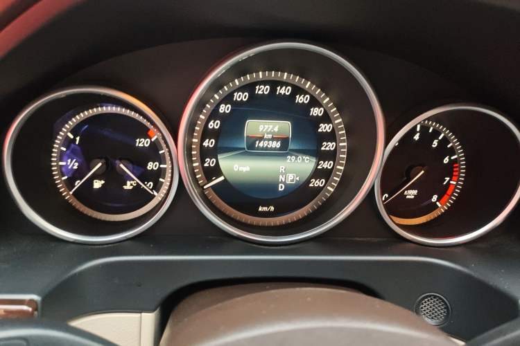 Used Mercedes-Benz E-Class 2015 E 200 L Odometer Close Up