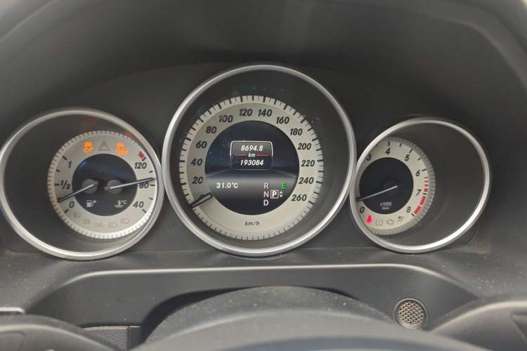 Used Mercedes-Benz E-Class 2015 Restyled E 260 L Sport Edition Odometer Close Up
