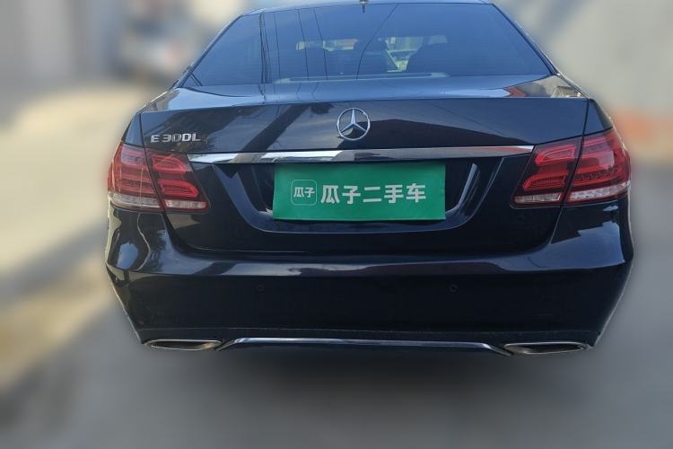 Used Mercedes-Benz E-Class 2015 Facelift E 200 L Rear