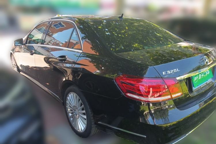Used Mercedes-Benz E-Class 2015 E 260 L Rear Left 45 Deg