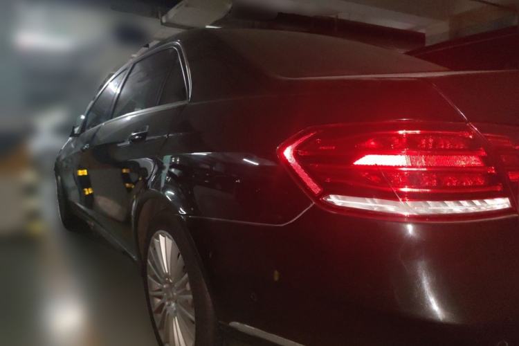 Used Mercedes-Benz E-Class 2015 E 200 L Rear Left 45 Deg