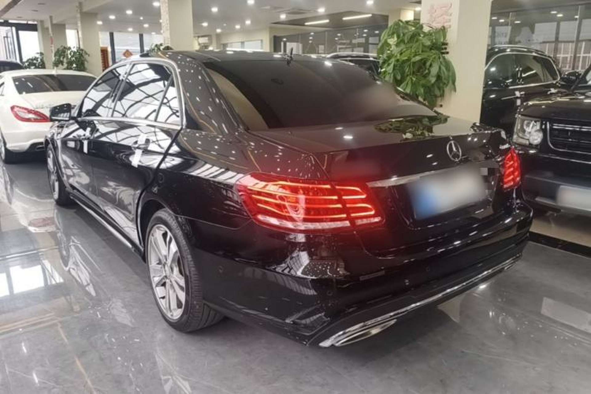 Used Mercedes-Benz E-Class 2015 E 320 L Sport Edition Rear Left 45 Deg