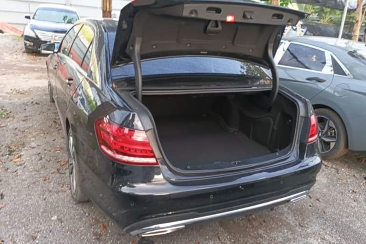 Used Mercedes-Benz E-Class 2015 Restyled E 260 L Sport Edition Rear Left 45 Deg