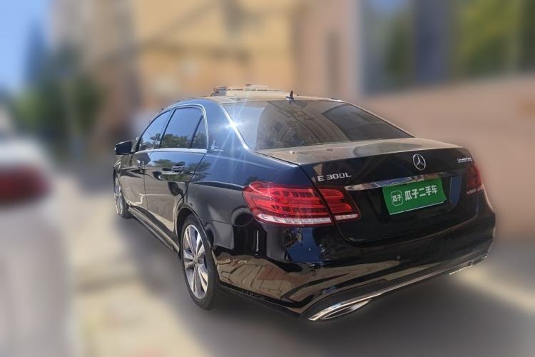 Used Mercedes-Benz E-Class 2015 E 260 L Sport & Fashion Model Rear Left 45 Deg