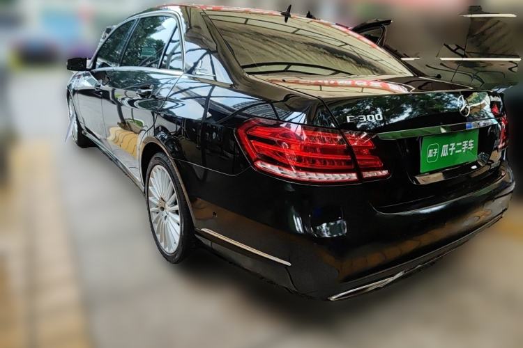 Used Mercedes-Benz E-Class 2015 E 200 L Rear Left 45 Deg