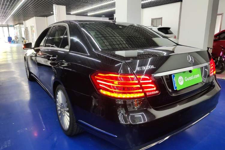 Used Mercedes-Benz E-Class 2015 Facelift E 200 L Rear Left 45 Deg